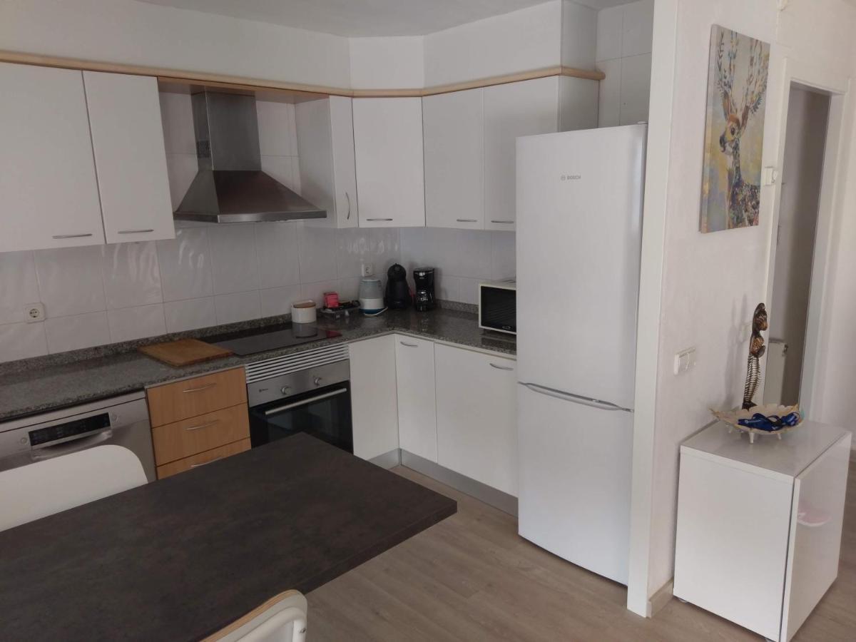 Luxury Apartment Accommodation, Next To Beach & Train Station Calella Luaran gambar