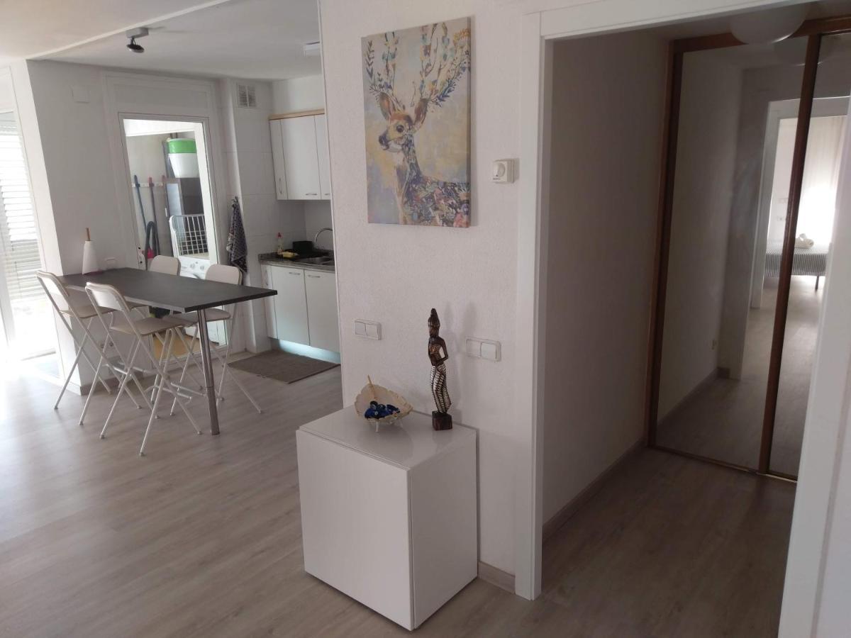 Luxury Apartment Accommodation, Next To Beach & Train Station Calella Luaran gambar