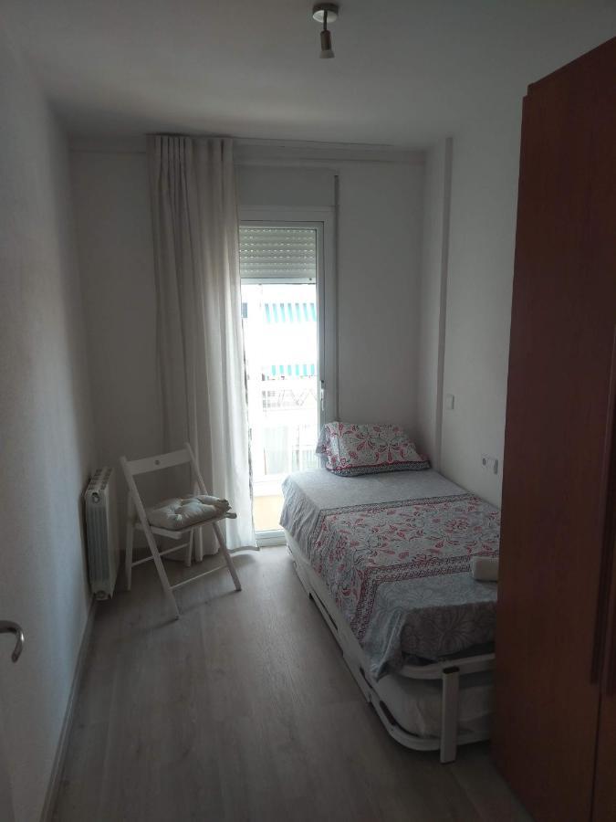 Luxury Apartment Accommodation, Next To Beach & Train Station Calella Luaran gambar