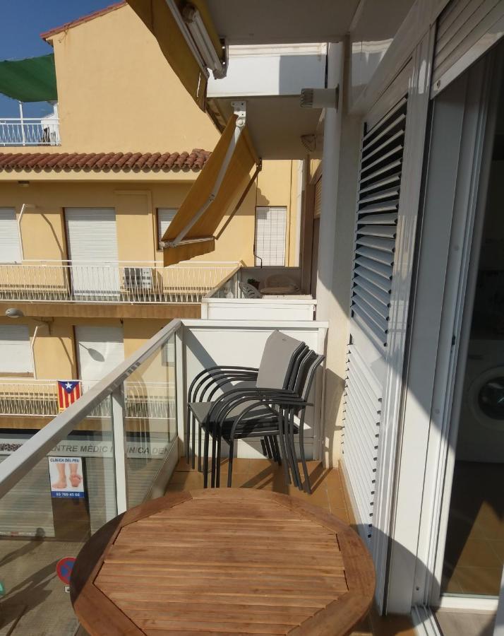 Luxury Apartment Accommodation, Next To Beach & Train Station Calella Luaran gambar