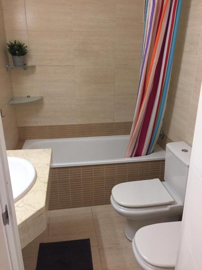 Luxury Apartment Accommodation, Next To Beach & Train Station Calella Luaran gambar